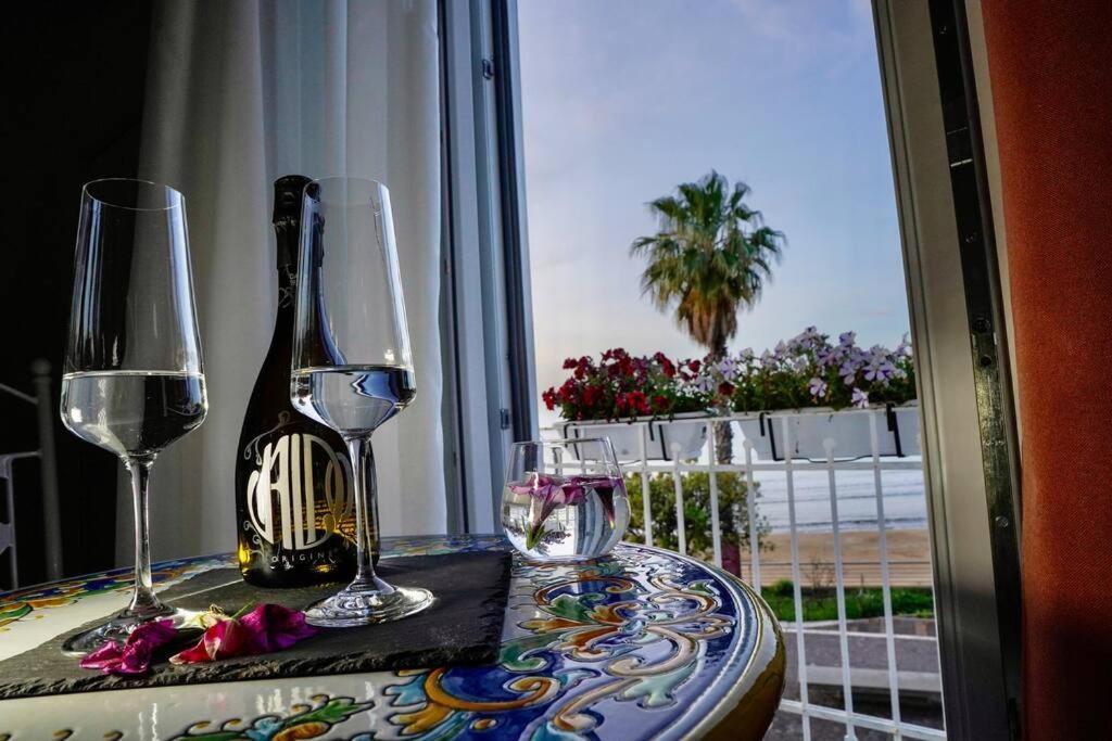 كروتوني Aquamar Bed And Breakfast المظهر الخارجي الصورة